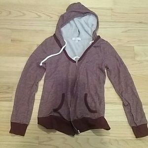B neck hoodie